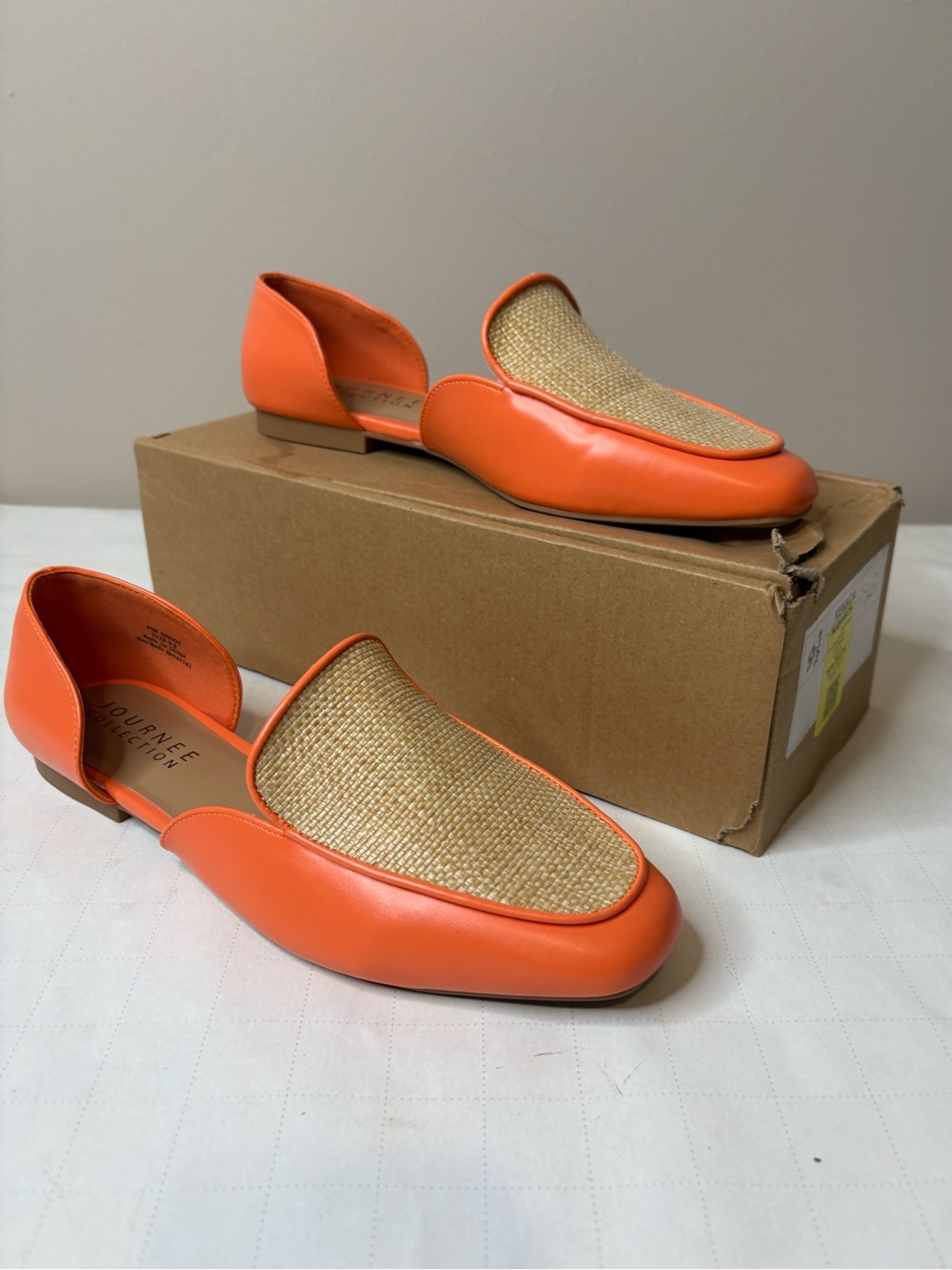 Journee Collection Women's sz 9.5 Peach Kennza Loafers NIB  (47)